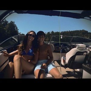 Meet your Posher, Brady